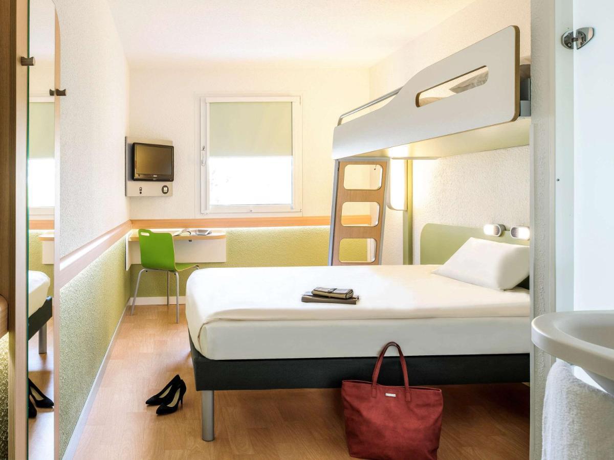 Ibis Budget Озаску Экстерьер фото