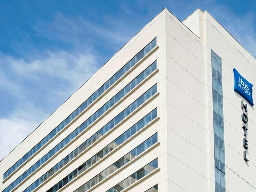 Ibis Budget Озаску Экстерьер фото