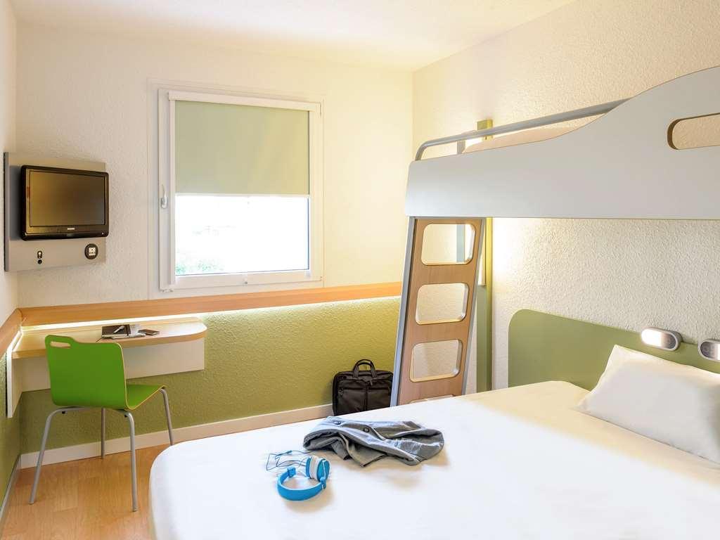 Ibis Budget Озаску Экстерьер фото