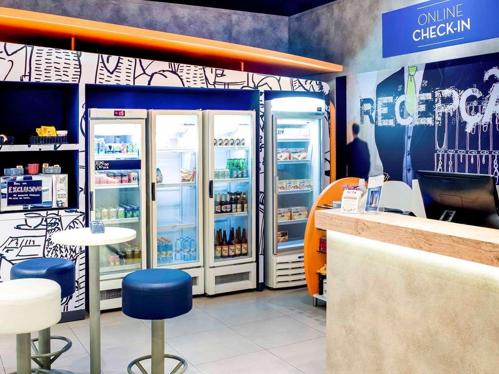 Ibis Budget Озаску Экстерьер фото